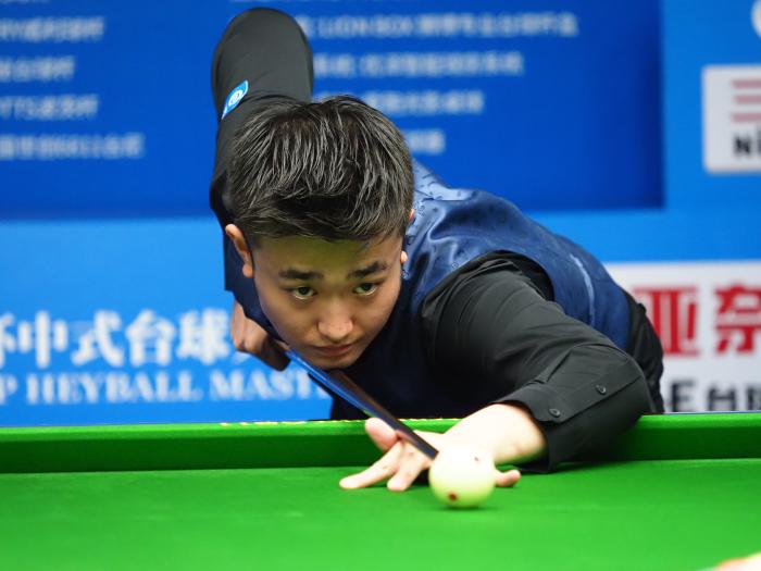 力球员的体 力球员的体