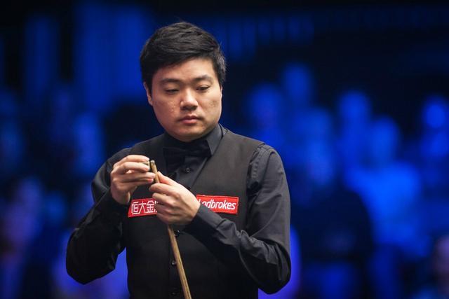 打比赛中 打比赛中