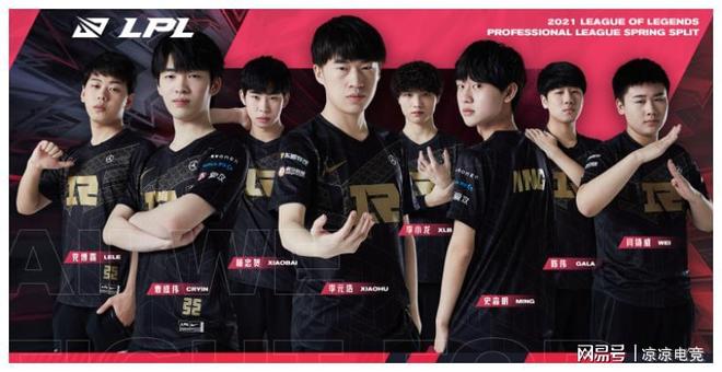 为何她屡被 为何她屡被