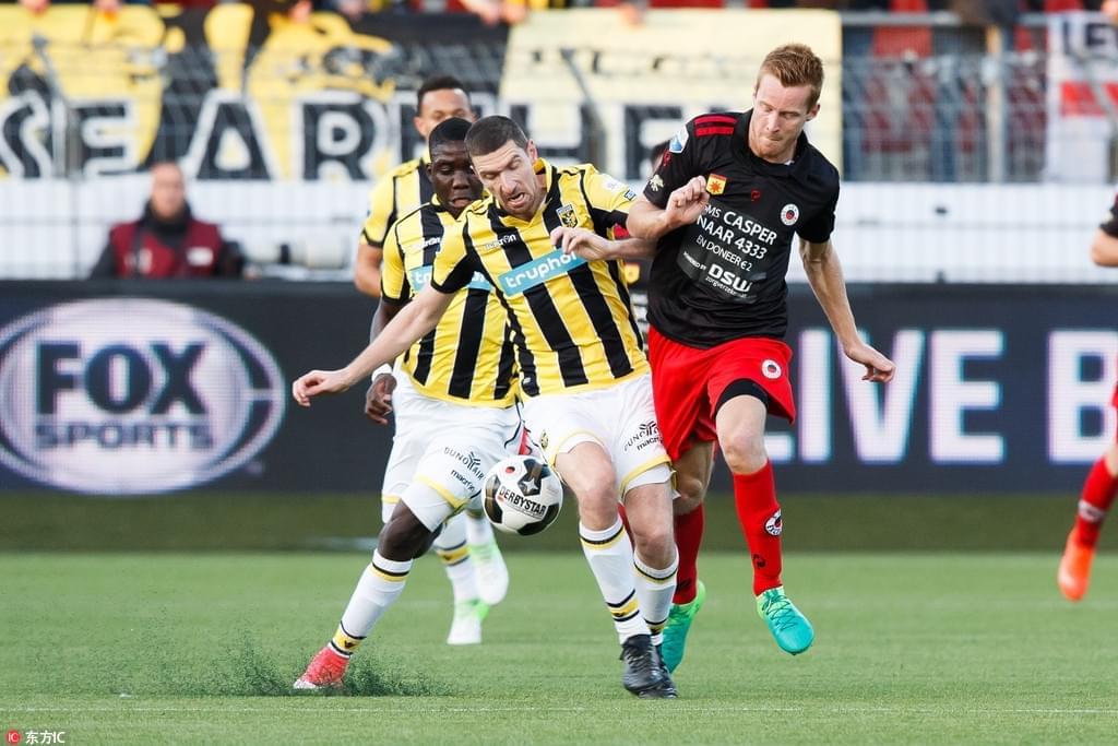 的立场更加 的立场更加