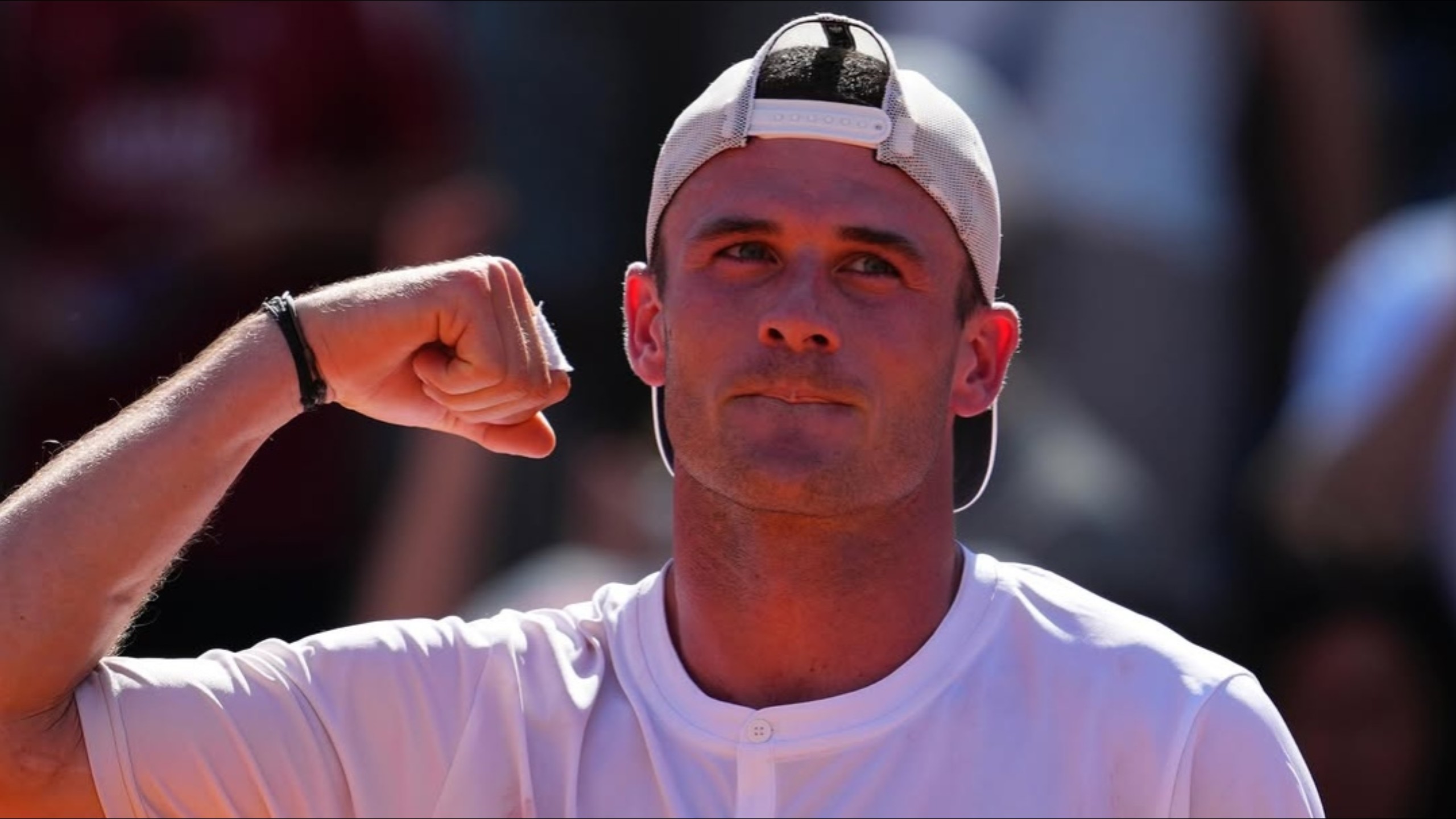 跻身历史第 跻身历史第