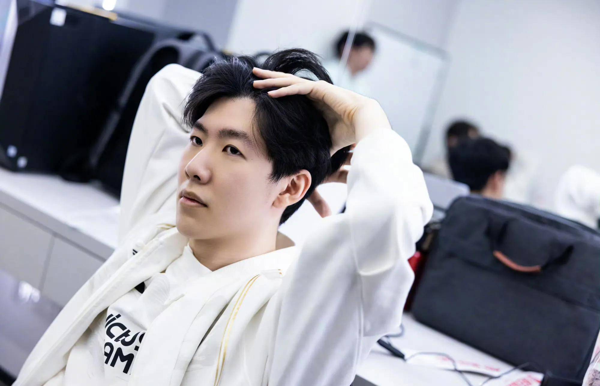 还将自己推 还将自己推