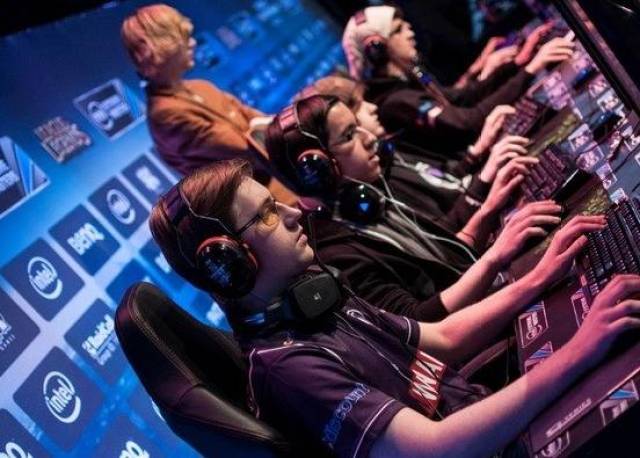 战极限的球 战极限的球