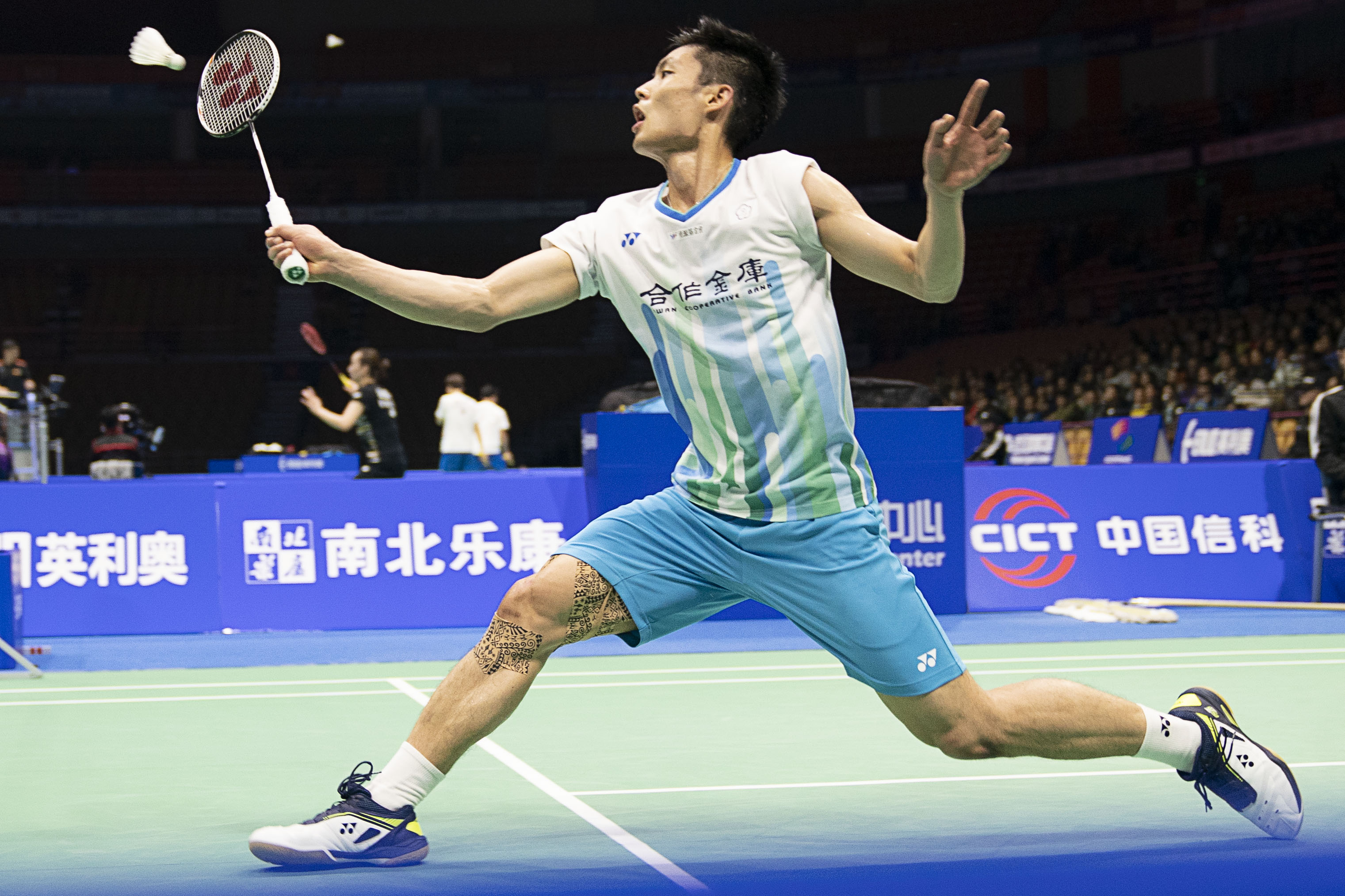 赛场内外的 赛场内外的