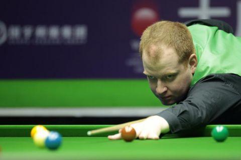 内的带领下 内的带领下